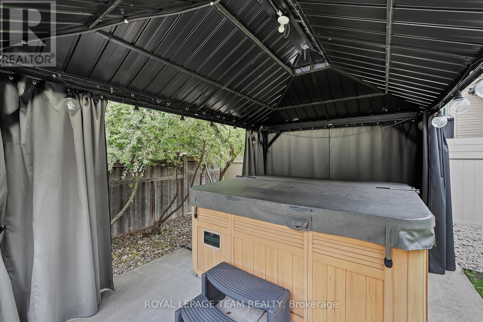 51 Bridle Crest Court, Ottawa, Ontario  K2M 0H5 - Photo 44 - X12673892