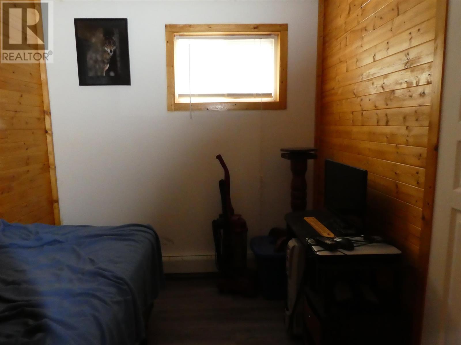 300 Second Ave Sw, Geraldton, Ontario  P0T 1M0 - Photo 17 - TB252200