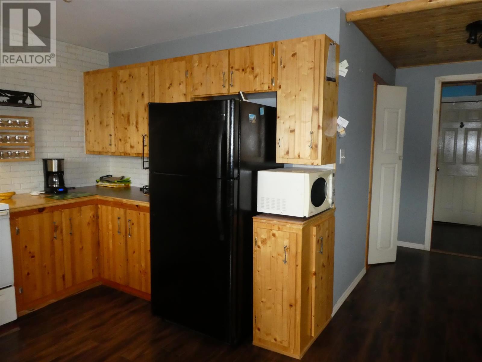 300 Second Ave Sw, Geraldton, Ontario  P0T 1M0 - Photo 4 - TB252200