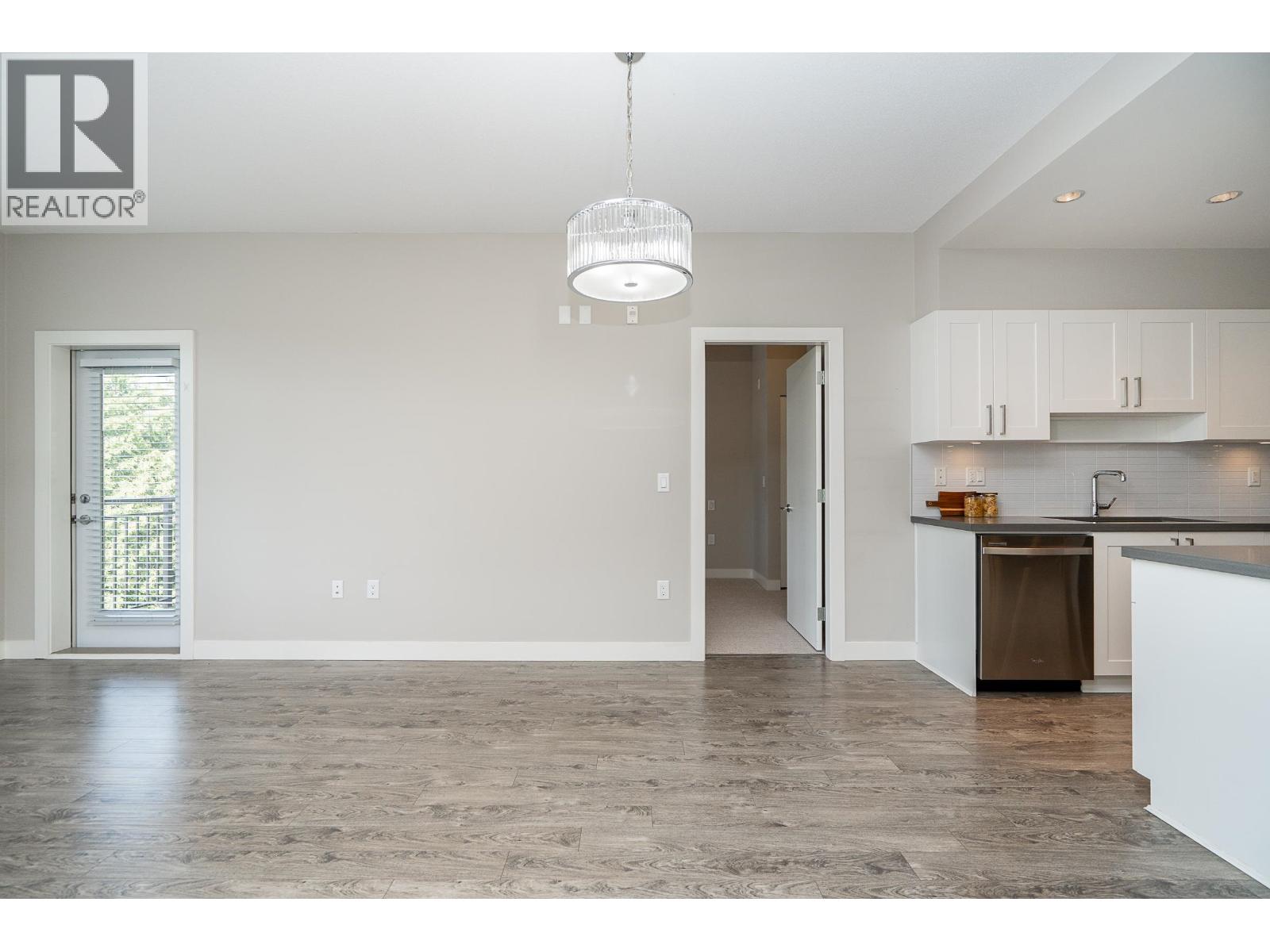 2410 963 Charland Avenue, Coquitlam, British Columbia  V3K 0E2 - Photo 12 - R3077124