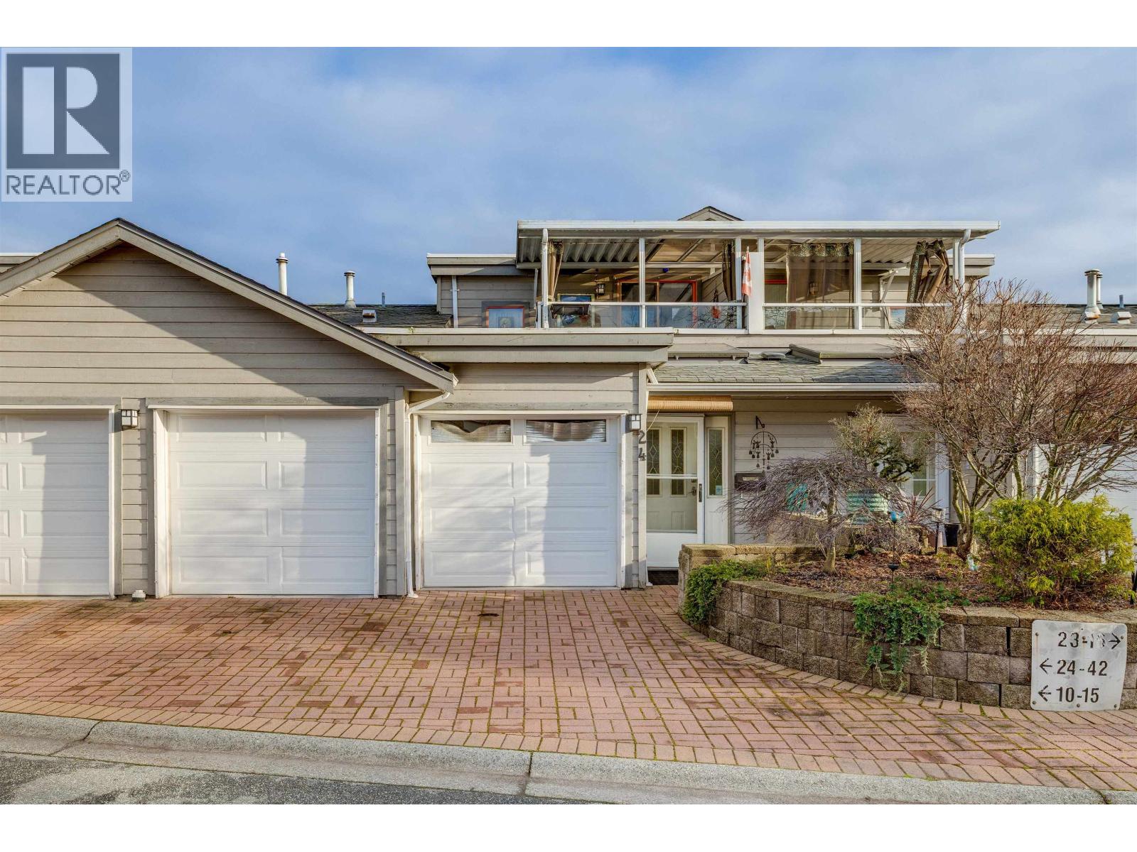 24 323 GOVERNORS COURT, New Westminster, British Columbia