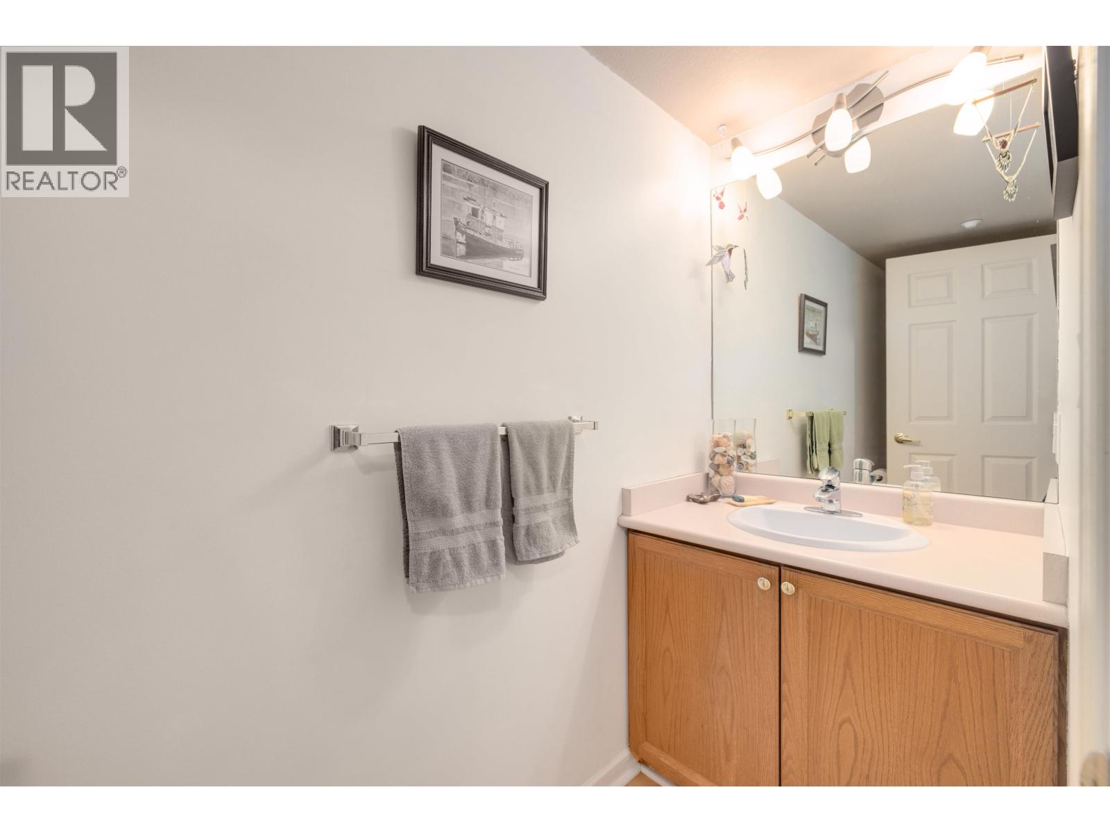 24 323 Governors Court, New Westminster, British Columbia  V3L 5S6 - Photo 14 - R3077135