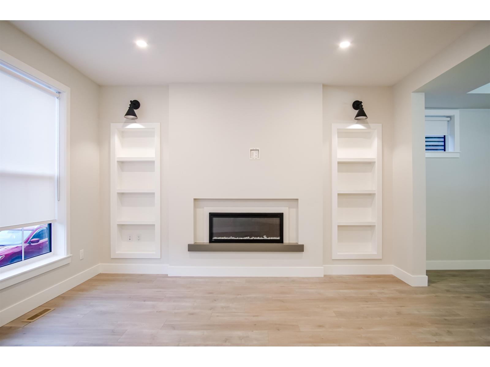 7858 Cedarbrook Road, Lower Landing, Chilliwack, British Columbia  V2R 6G7 - Photo 2 - R3077085