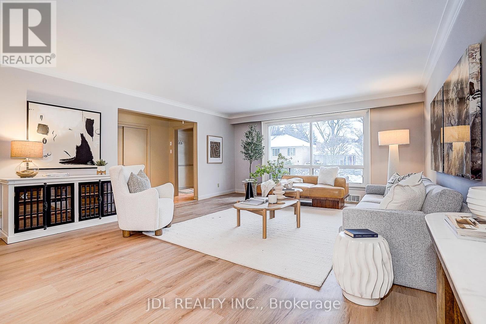 87 Munro Boulevard, Toronto, Ontario  M2P 1C5 - Photo 8 - C12673908