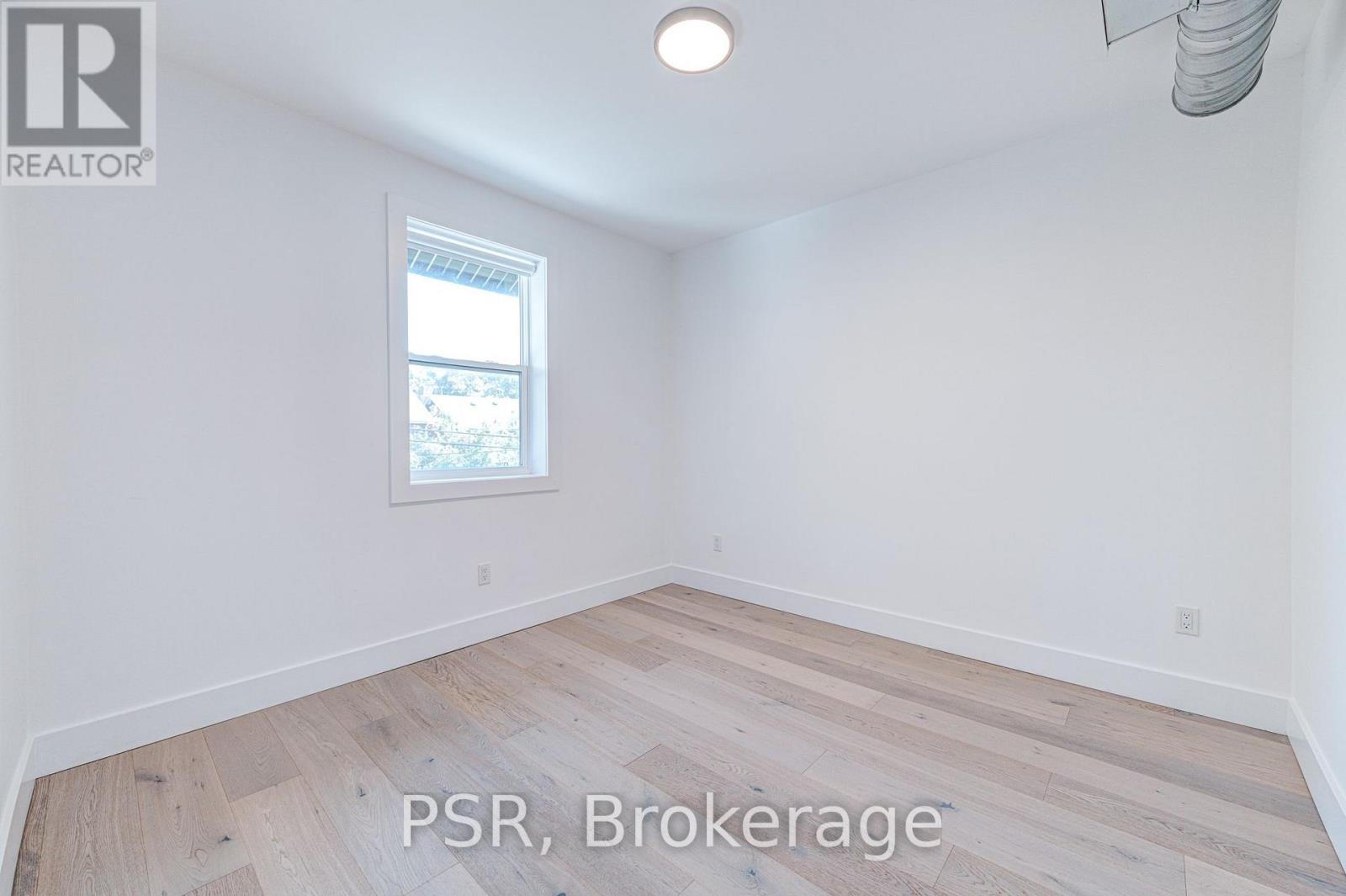 Upper - 87 Hammersmith Avenue, Toronto, Ontario  M4E 2W3 - Photo 18 - E12673984