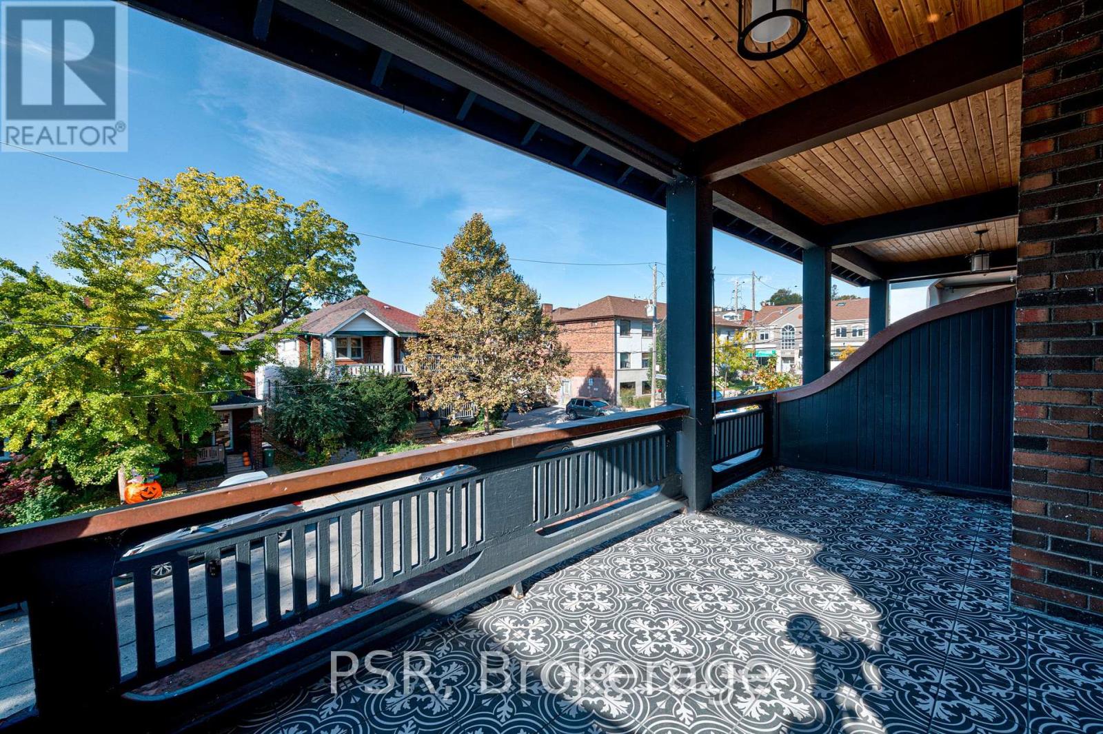 Upper - 87 Hammersmith Avenue, Toronto, Ontario  M4E 2W3 - Photo 8 - E12673984