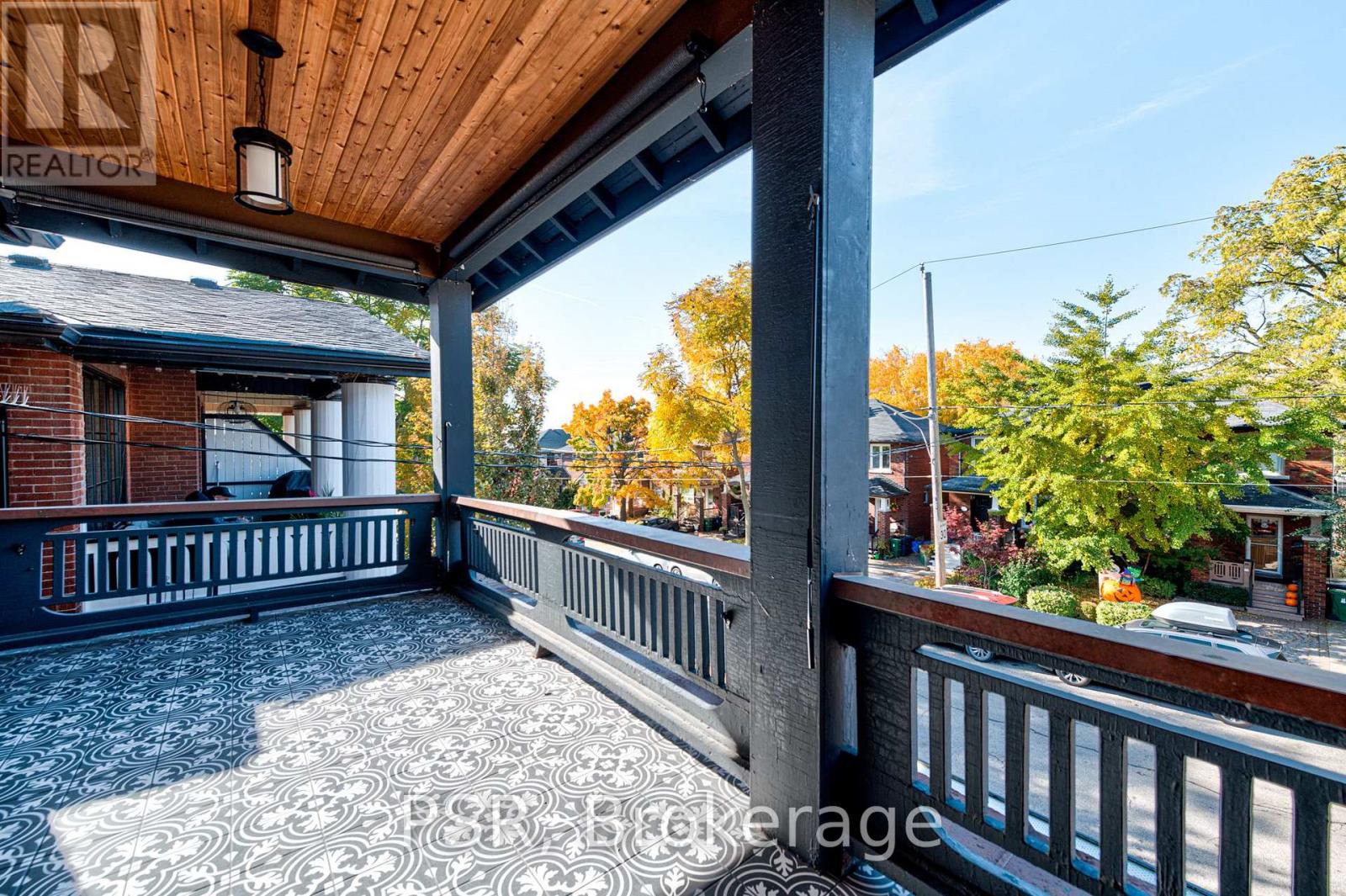 Upper - 87 Hammersmith Avenue, Toronto, Ontario  M4E 2W3 - Photo 9 - E12673984