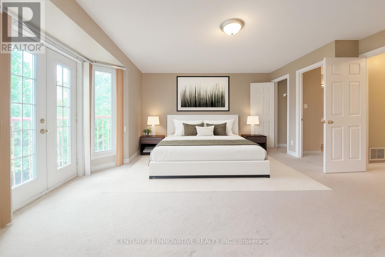 3 - 151 Townsgate Drive, Vaughan, Ontario  L4J 8J7 - Photo 3 - N12673900