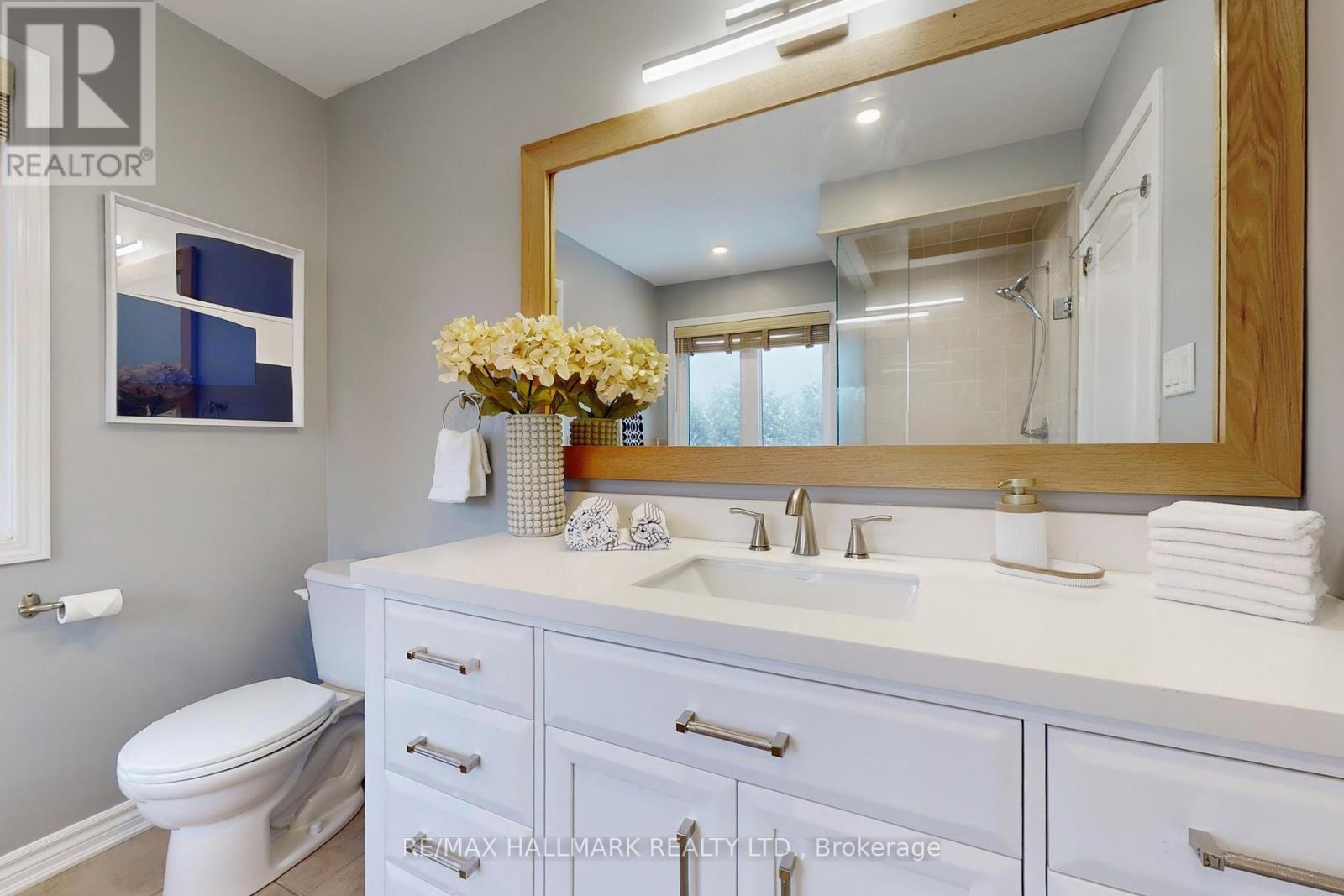 51 Cliff Gunn Road, Newmarket (Woodland Hill), Ontario  L3X 3J7 - Photo 38 - N12673974