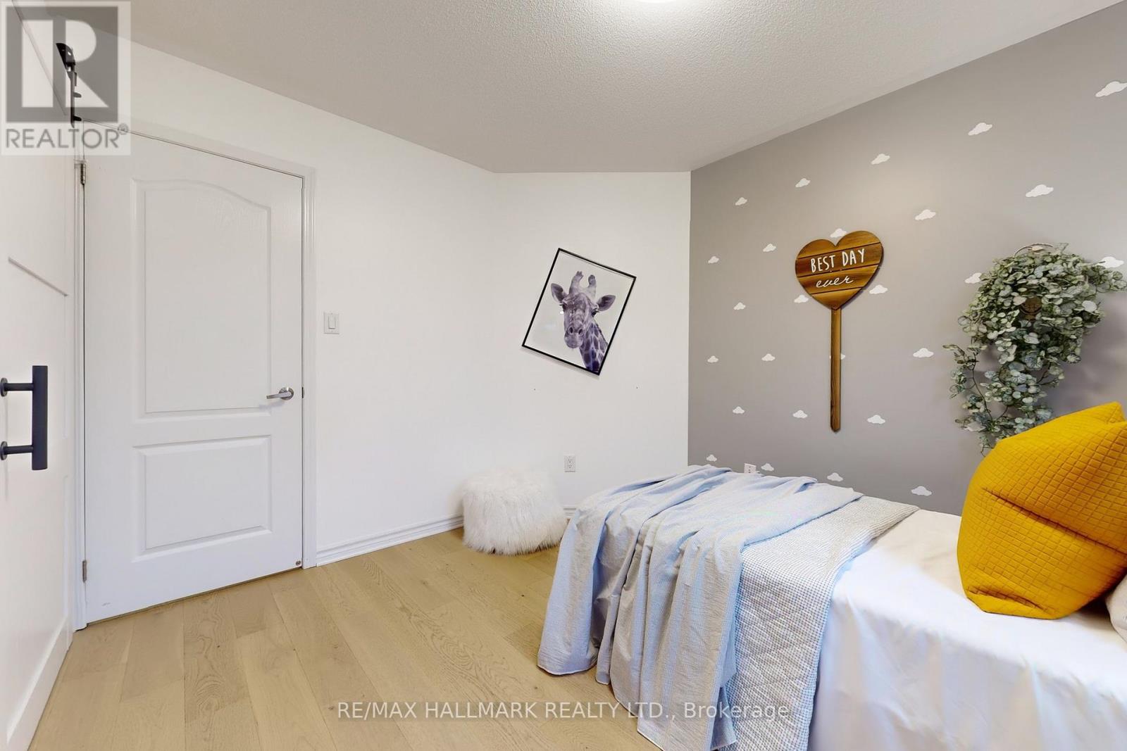 51 Cliff Gunn Road, Newmarket (Woodland Hill), Ontario  L3X 3J7 - Photo 43 - N12673974