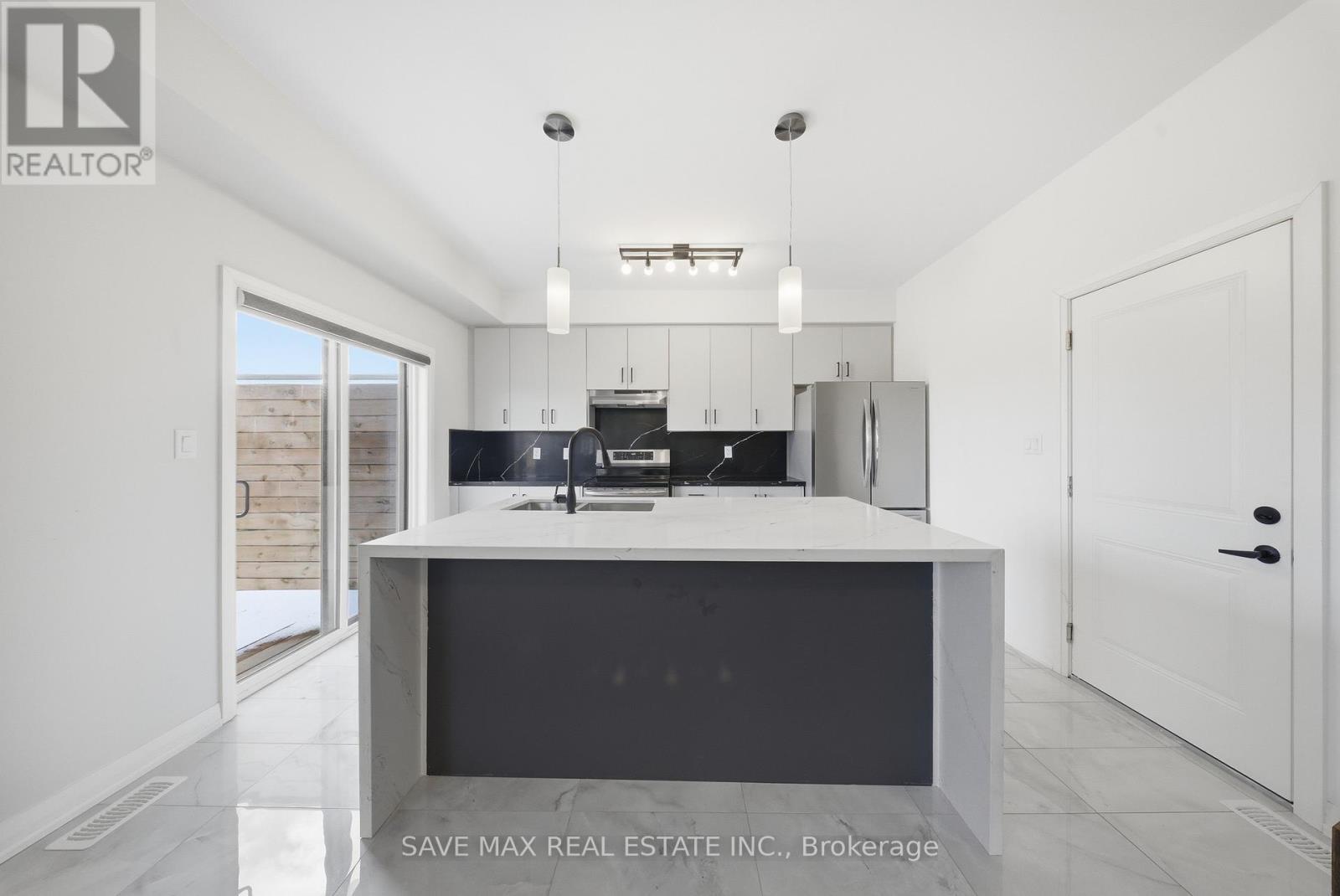 44 Lahey Crescent, Penetanguishene, Ontario  L9M 0W1 - Photo 14 - S12673928