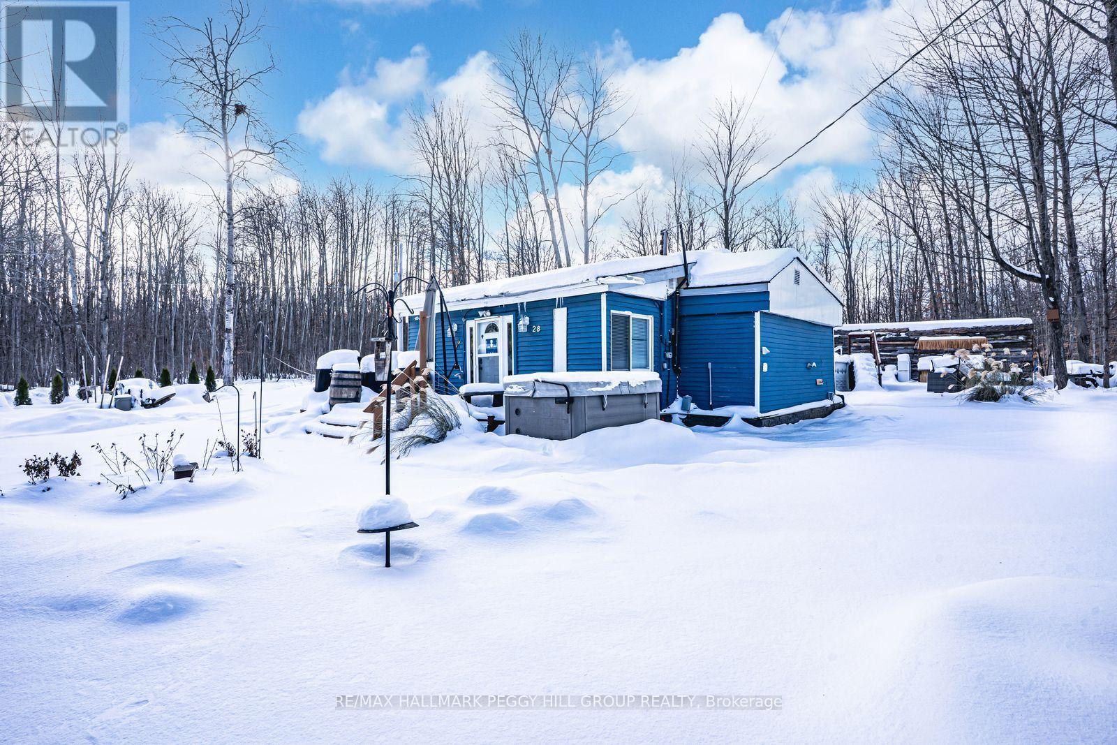 28 Wozniak Road, Penetanguishene, Ontario  L9M 1W5 - Photo 2 - S12673950