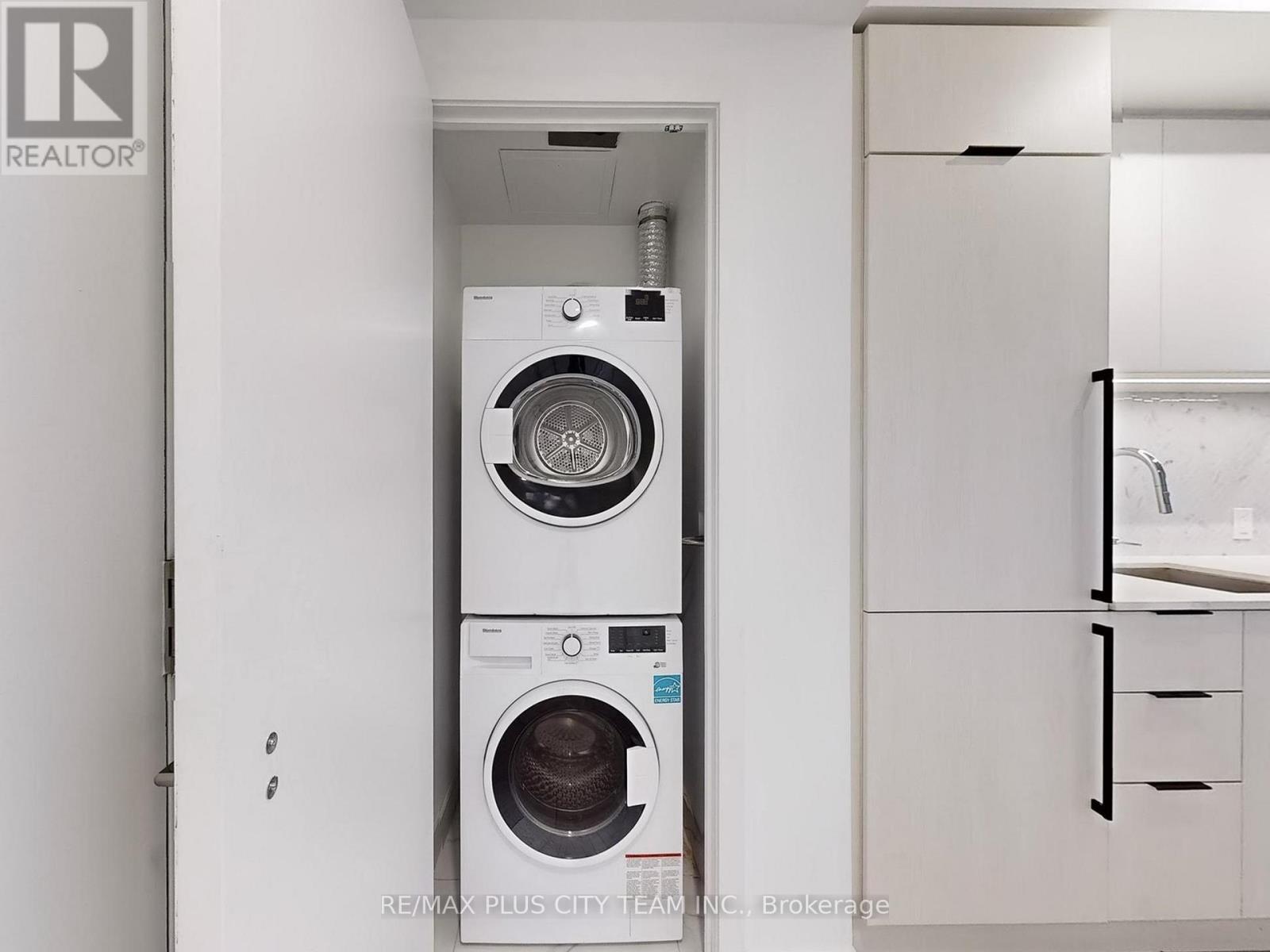 3215 - 82 Dalhousie Street, Toronto, Ontario  M5B 0C5 - Photo 11 - C12672748