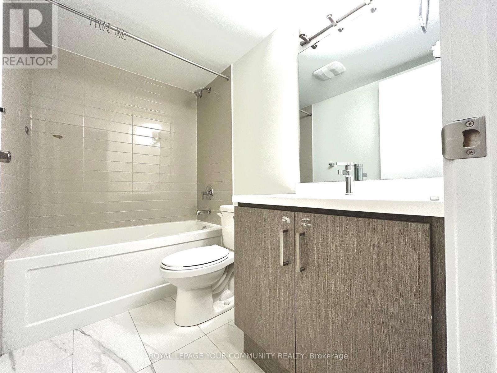 76 - 39 Honeycrisp Crescent, Vaughan, Ontario  L4K 0N5 - Photo 18 - N12673902