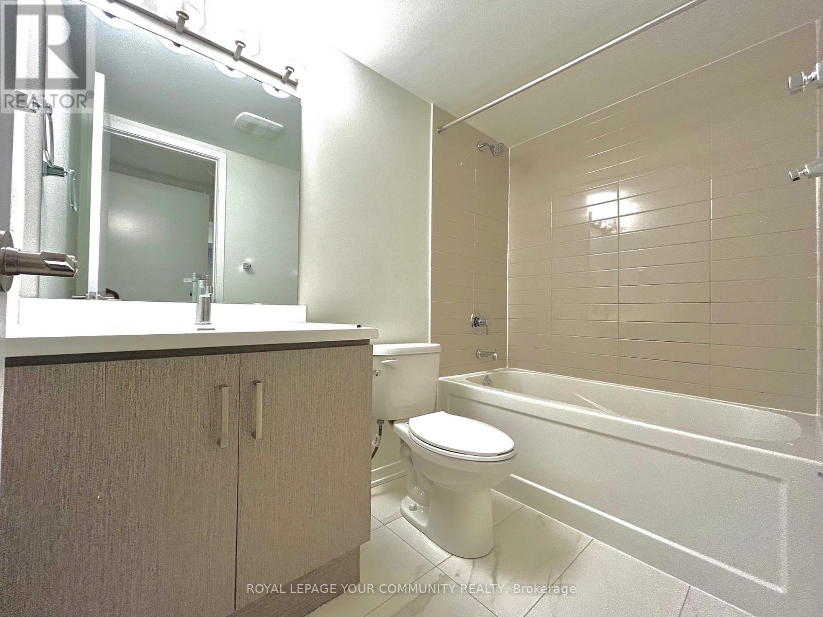 76 - 39 Honeycrisp Crescent, Vaughan, Ontario  L4K 0N5 - Photo 27 - N12673902