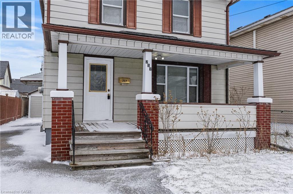 217 Mitchell Street, Port Colborne, Ontario  L3K 1Y4 - Photo 4 - 40796922