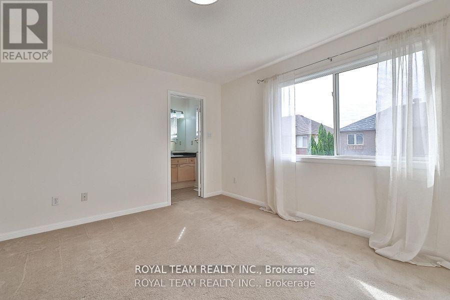 2439 Hollybrook Drive, Oakville, Ontario  L6M 4S8 - Photo 20 - W12673872