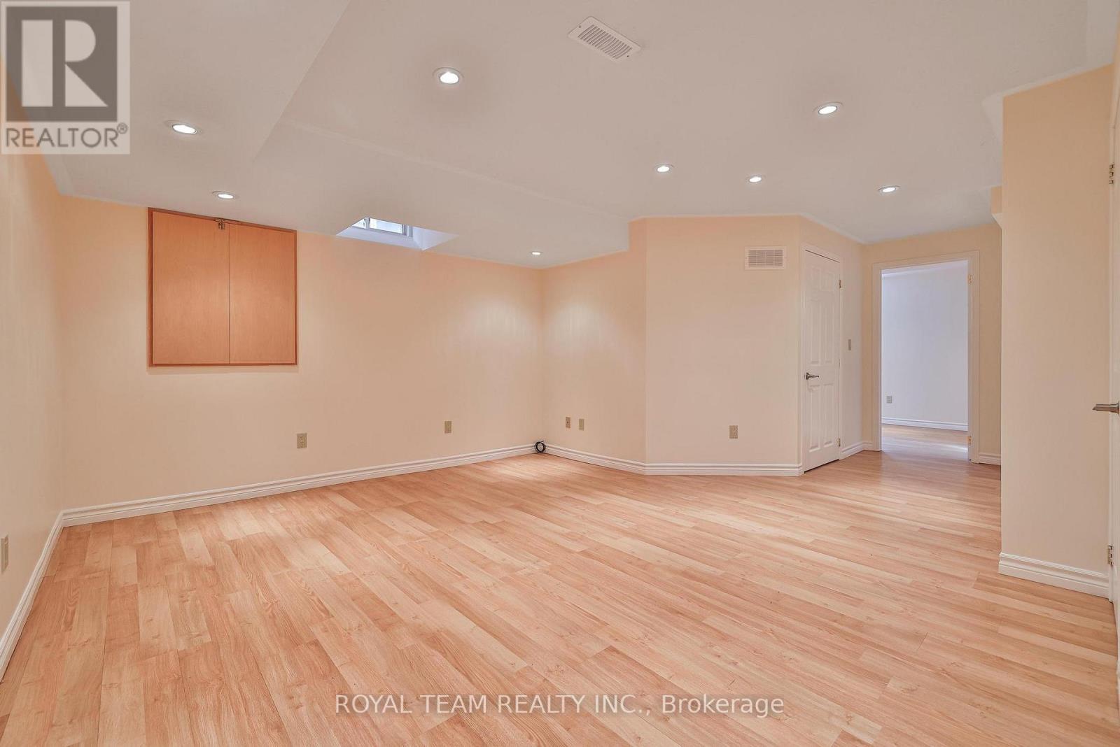 2439 Hollybrook Drive, Oakville, Ontario  L6M 4S8 - Photo 25 - W12673872