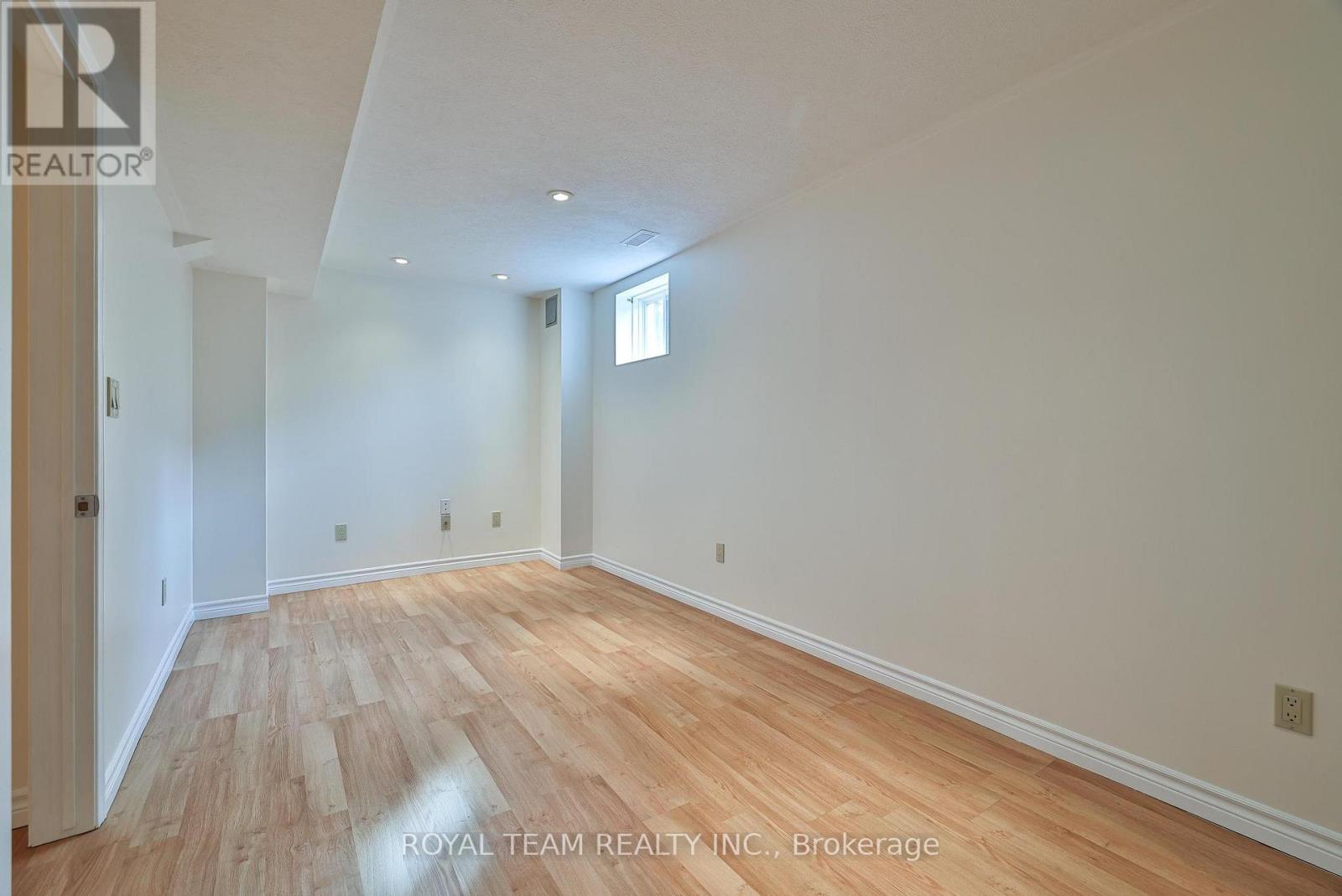 2439 Hollybrook Drive, Oakville, Ontario  L6M 4S8 - Photo 28 - W12673872