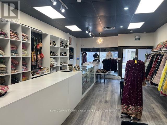 3 - 1 Nelson Street W, Brampton (Downtown Brampton), Ontario  L6X 3E4 - Photo 5 - W12673942