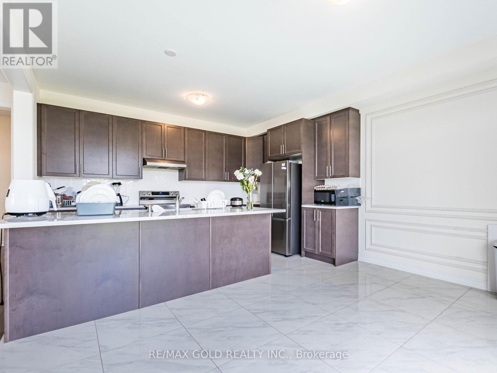 73 Eastman Drive N, Brampton, Ontario  L6X 5S5 - Photo 12 - W12673954