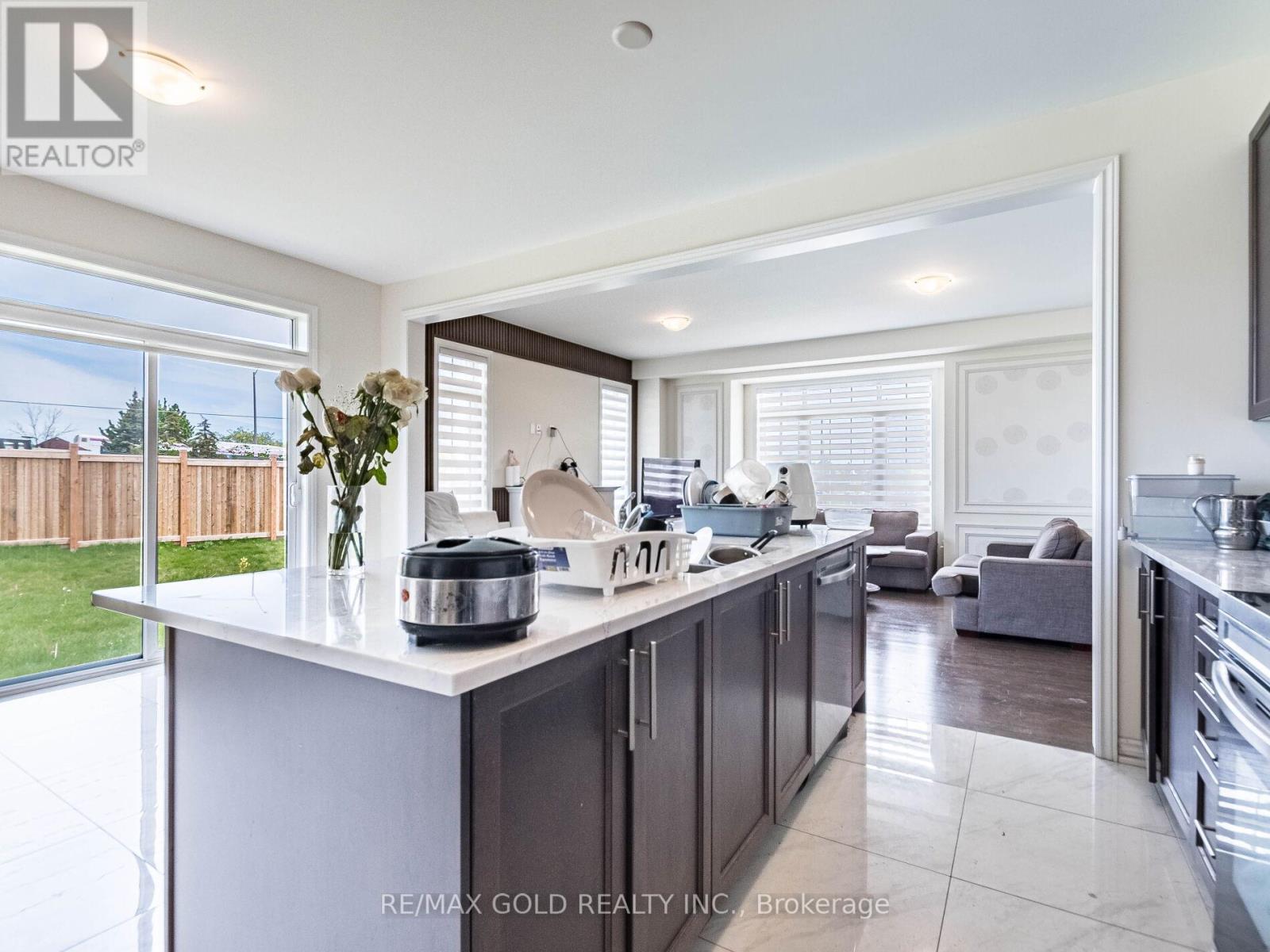 73 Eastman Drive N, Brampton, Ontario  L6X 5S5 - Photo 16 - W12673954