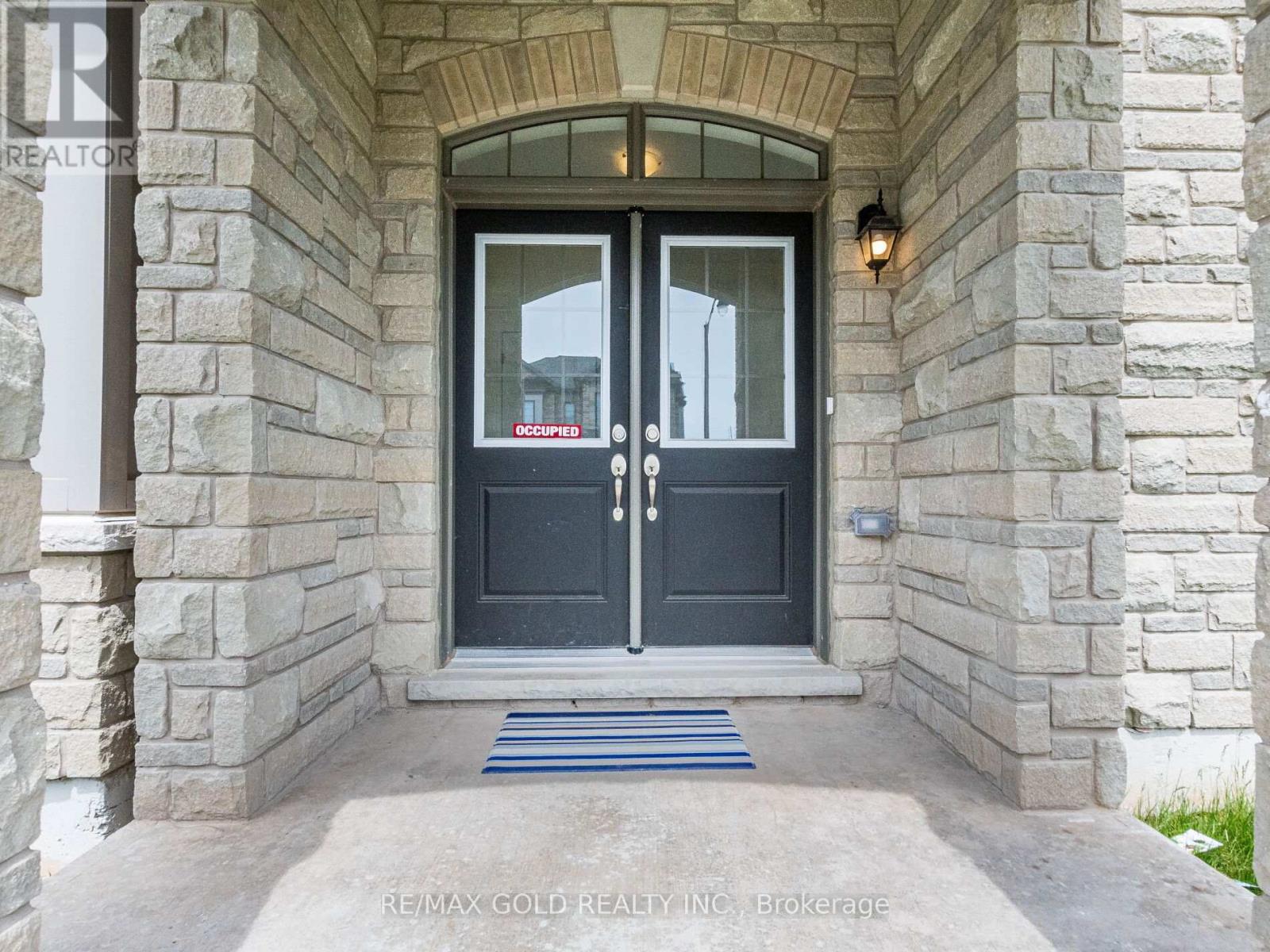 73 Eastman Drive N, Brampton, Ontario  L6X 5S5 - Photo 5 - W12673954