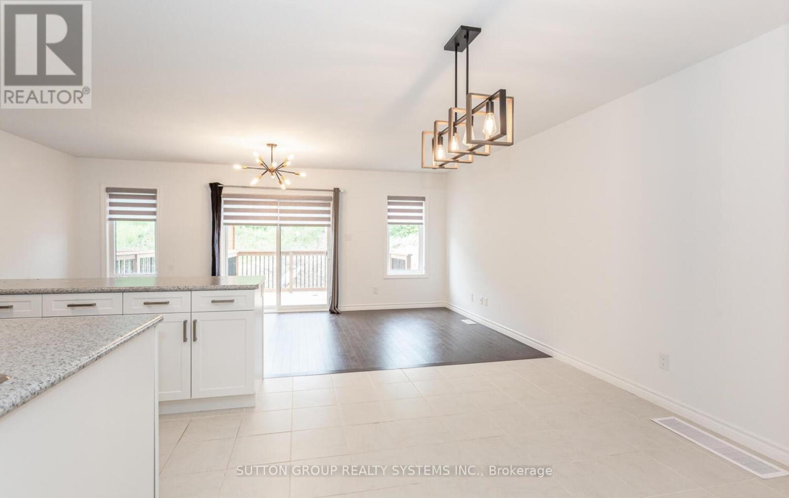 109 Woodedge Circle, Kitchener, Ontario  N2R 0P8 - Photo 11 - X12673914