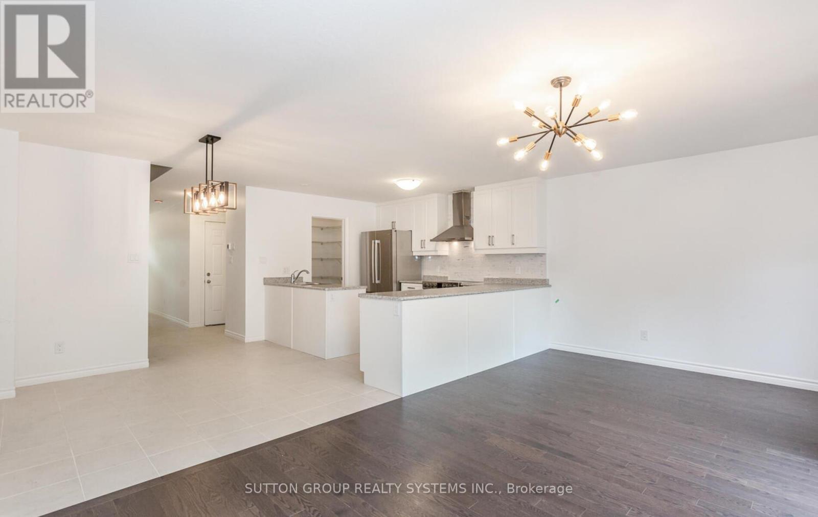 109 Woodedge Circle, Kitchener, Ontario  N2R 0P8 - Photo 13 - X12673914