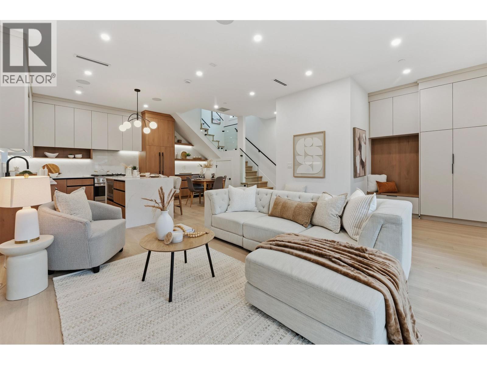 1 3218 W 38th Avenue, Vancouver, British Columbia  V6N 2X6 - Photo 1 - R3076932