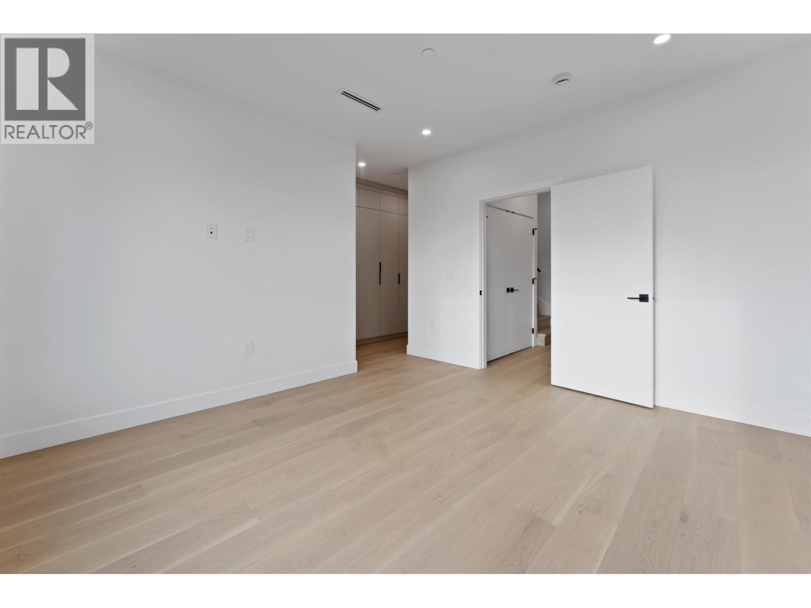 2 3218 W 38th Avenue, Vancouver, British Columbia  V6N 2X6 - Photo 13 - R3076954