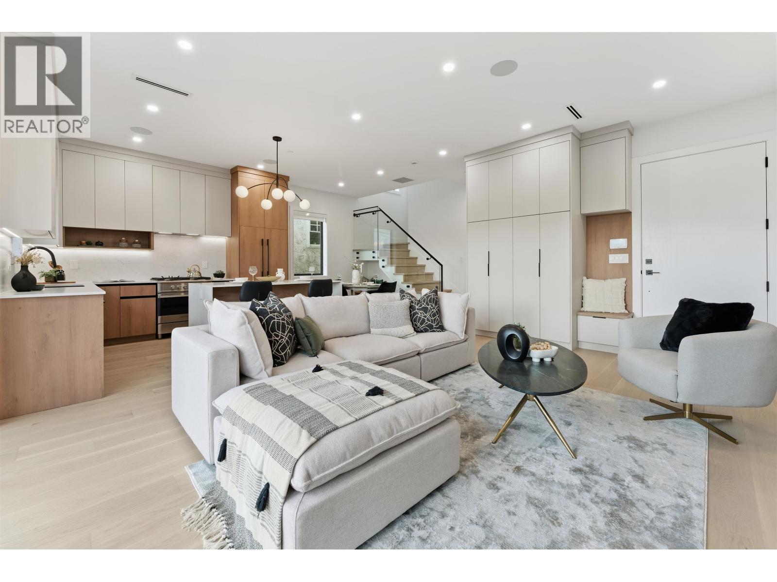 2 3218 W 38th Avenue, Vancouver, British Columbia  V6N 2X6 - Photo 3 - R3076954