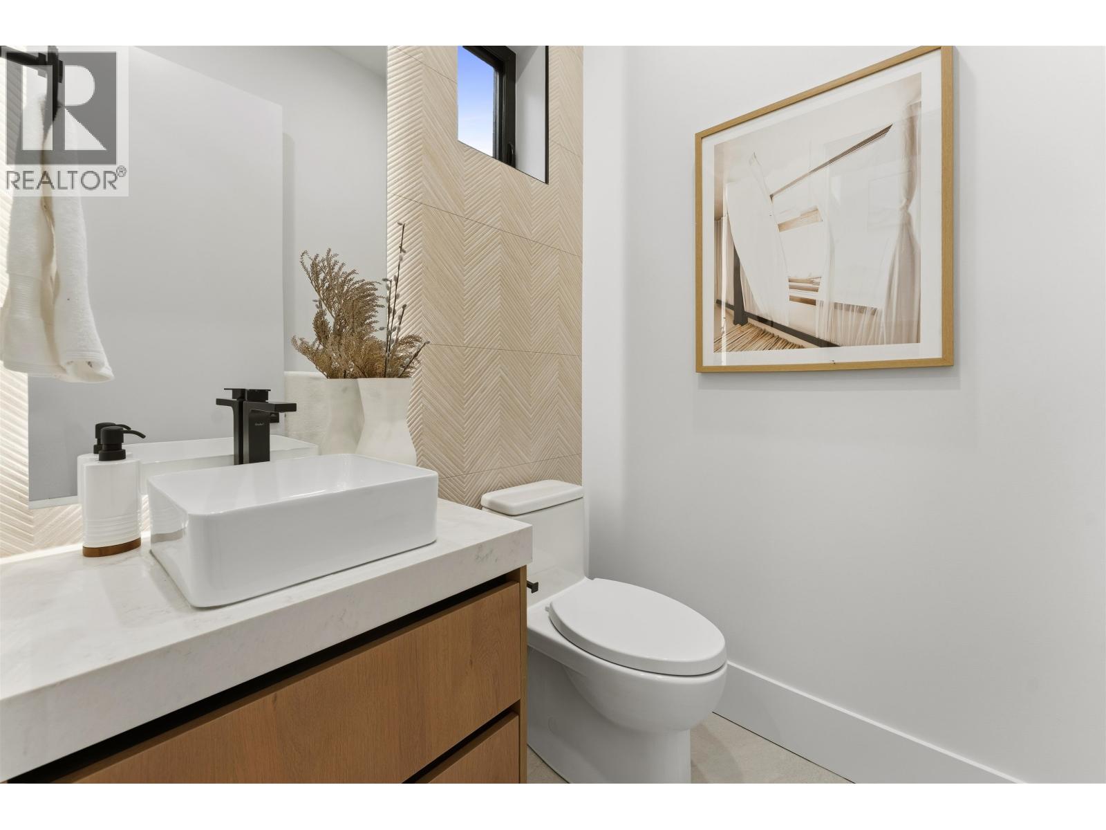 1 3218 W 38th Avenue, Vancouver, British Columbia  V6N 2X6 - Photo 11 - R3076932