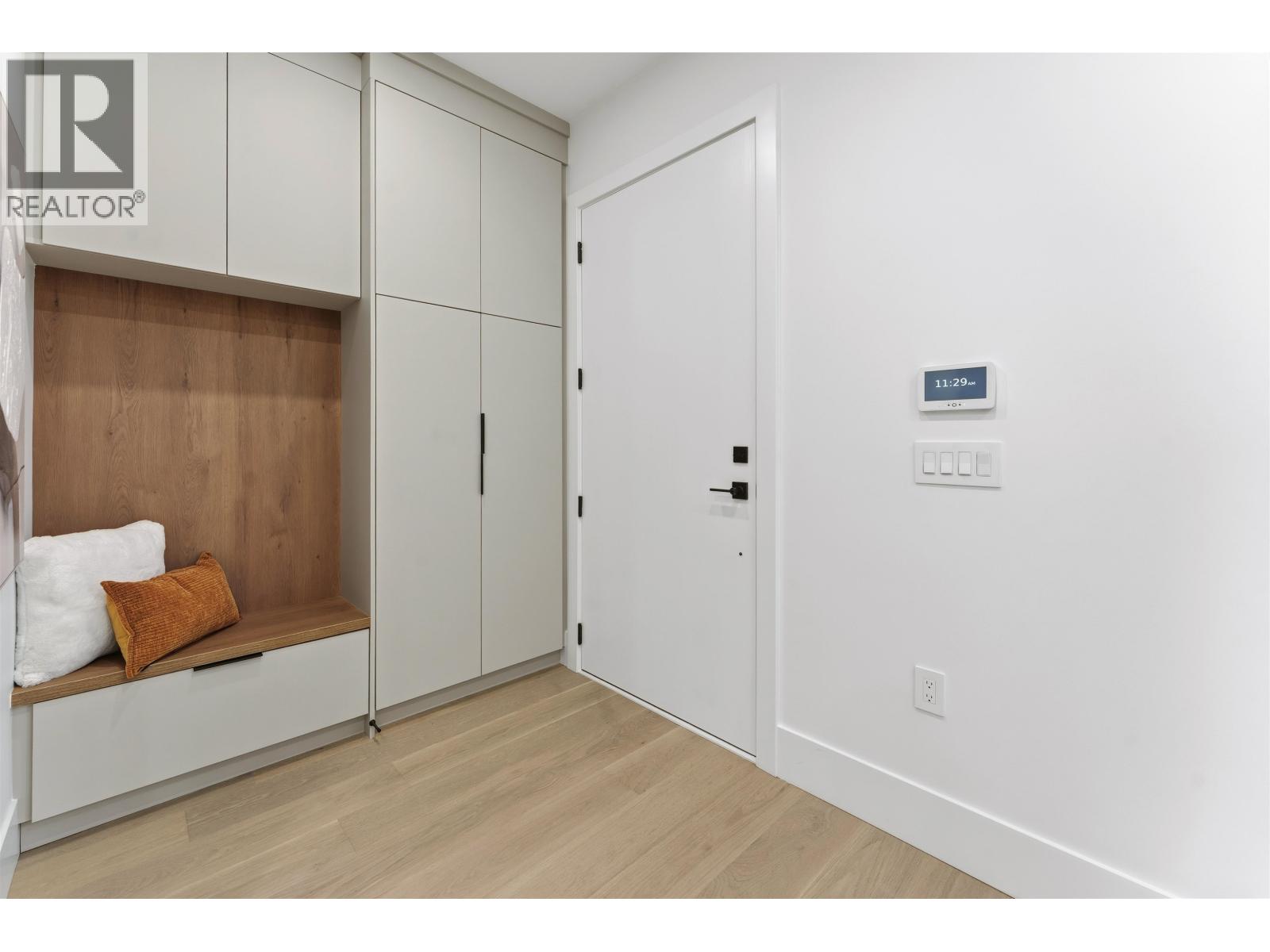 1 3218 W 38th Avenue, Vancouver, British Columbia  V6N 2X6 - Photo 5 - R3076932