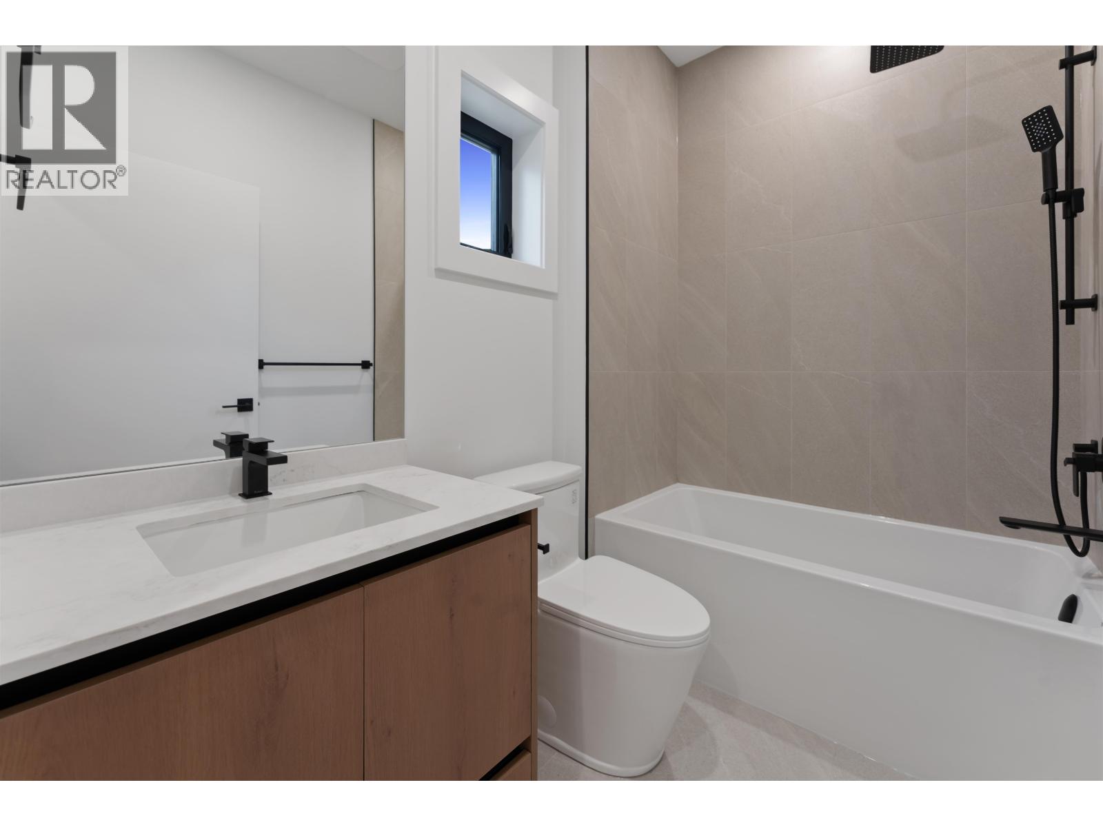 2 3218 W 38th Avenue, Vancouver, British Columbia  V6N 2X6 - Photo 18 - R3076954