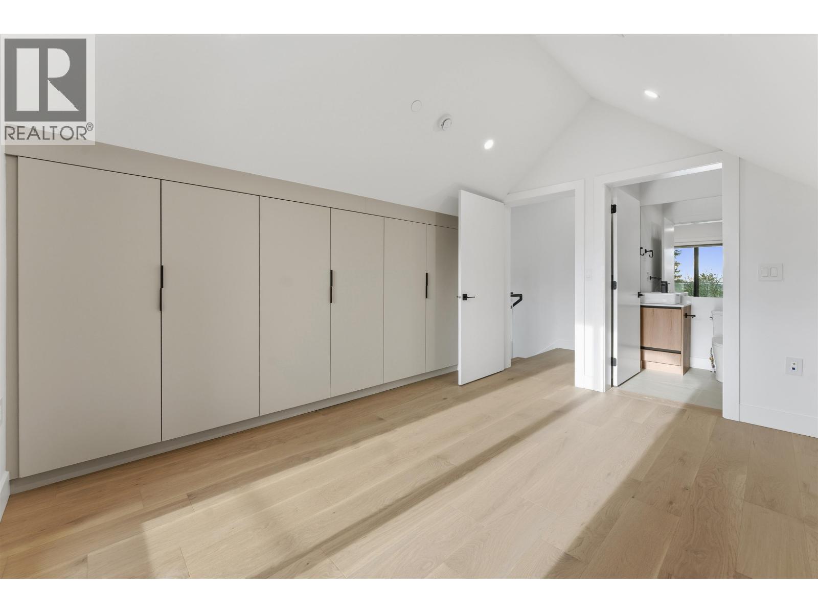 2 3218 W 38th Avenue, Vancouver, British Columbia  V6N 2X6 - Photo 20 - R3076954