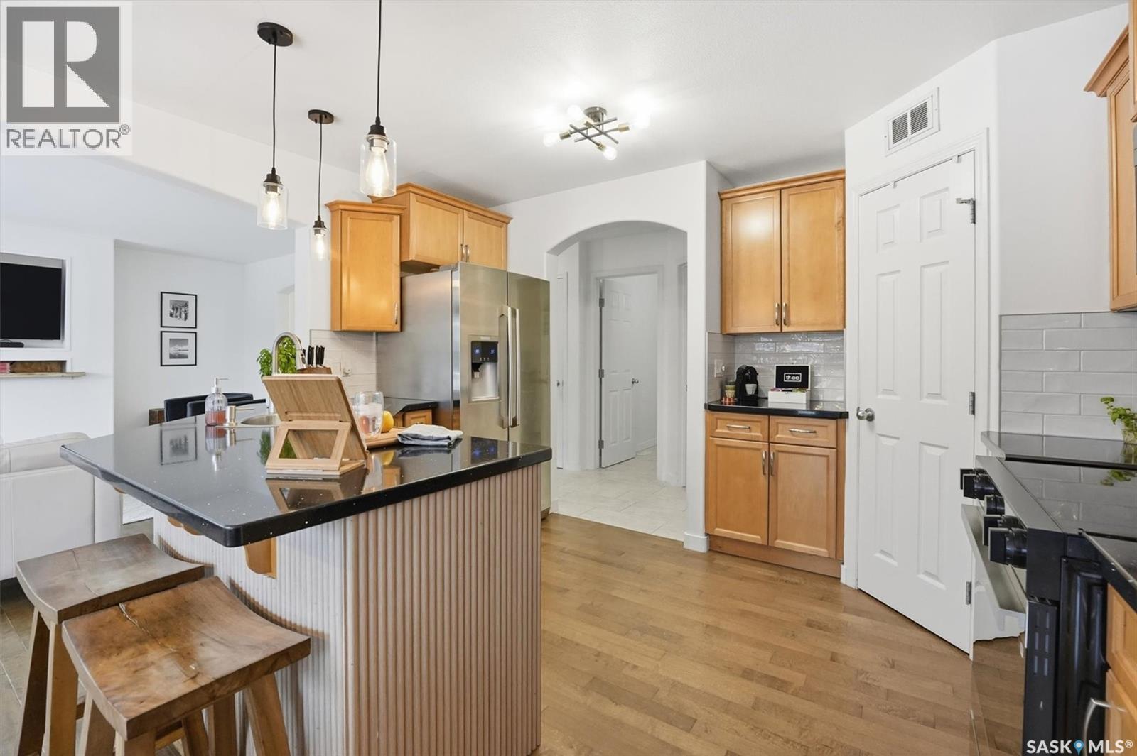 323 Hettle Cove, Saskatoon, Saskatchewan  S7T 0E8 - Photo 12 - SK026397