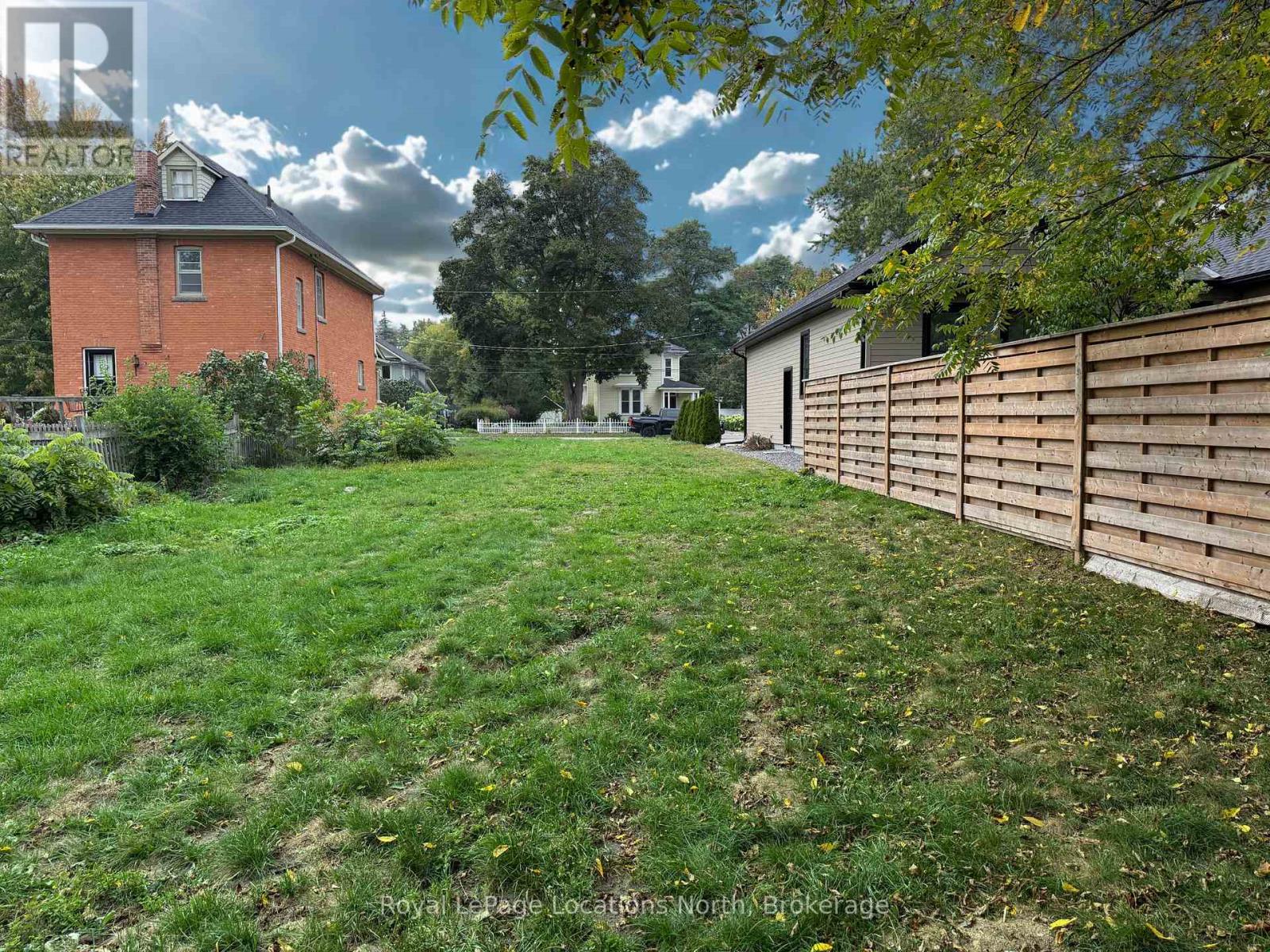 299 Beech Street, Collingwood, Ontario L9Y 2T7 - Photo 2 - S12674018