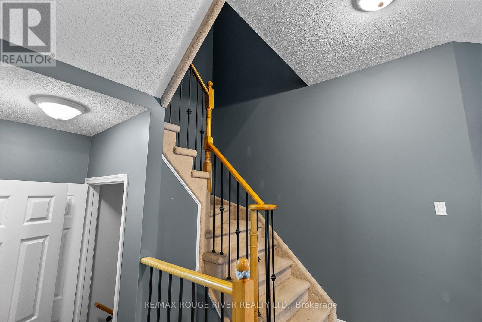 1083 Glenbourne Drive, Oshawa, Ontario  L1K 0B7 - Photo 21 - E12672616