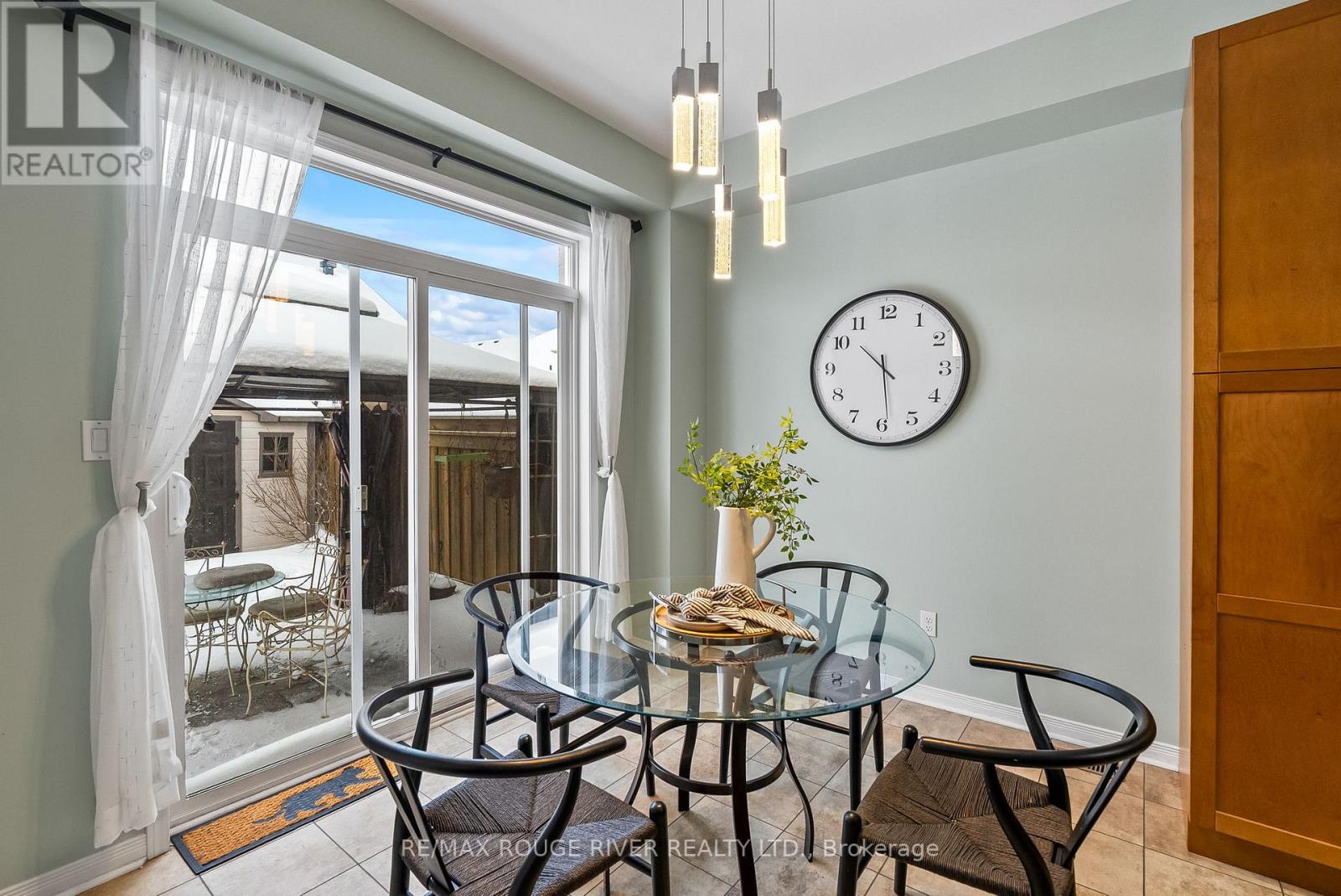 1083 Glenbourne Drive, Oshawa, Ontario  L1K 0B7 - Photo 18 - E12672616