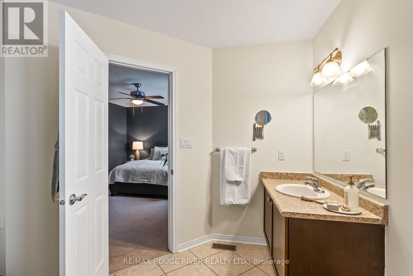 1083 Glenbourne Drive, Oshawa, Ontario  L1K 0B7 - Photo 37 - E12672616