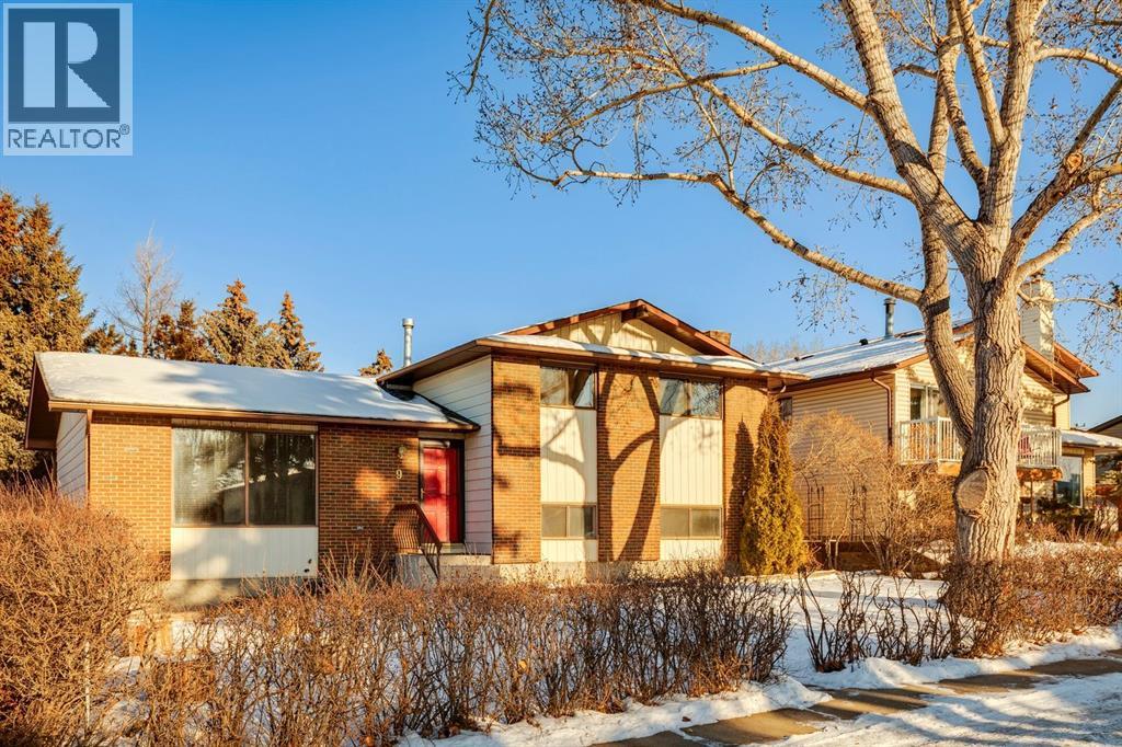 9 Jensen Crescent Ne, Airdrie, Alberta  T4B 1P5 - Photo 1 - A2276954