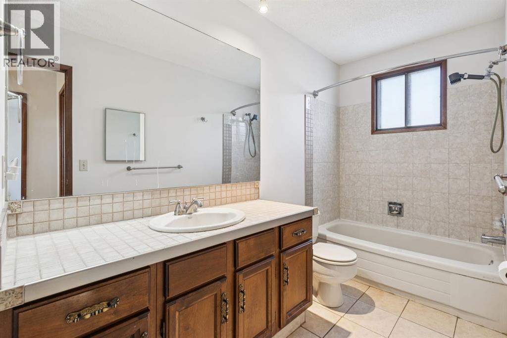 9 Jensen Crescent Ne, Airdrie, Alberta  T4B 1P5 - Photo 21 - A2276954