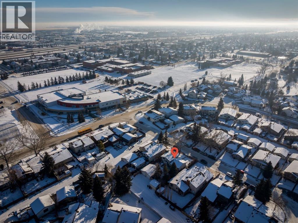 9 Jensen Crescent Ne, Airdrie, Alberta  T4B 1P5 - Photo 8 - A2276954