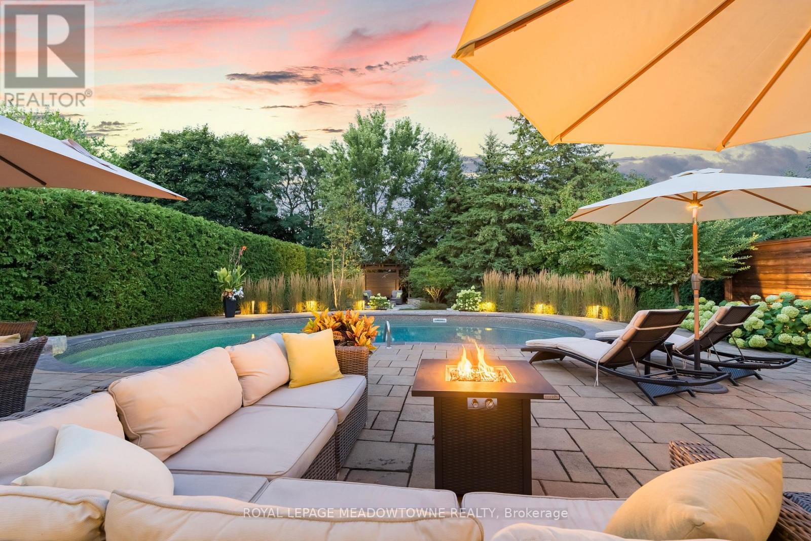 25 Hillside Drive, Halton Hills, Ontario  L7G 4W2 - Photo 45 - W12462440