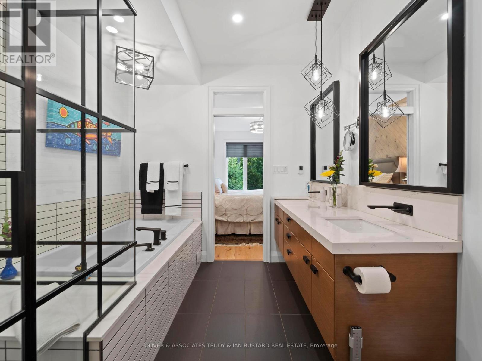 Photo 24 of 50 for 1 Creek Side Place