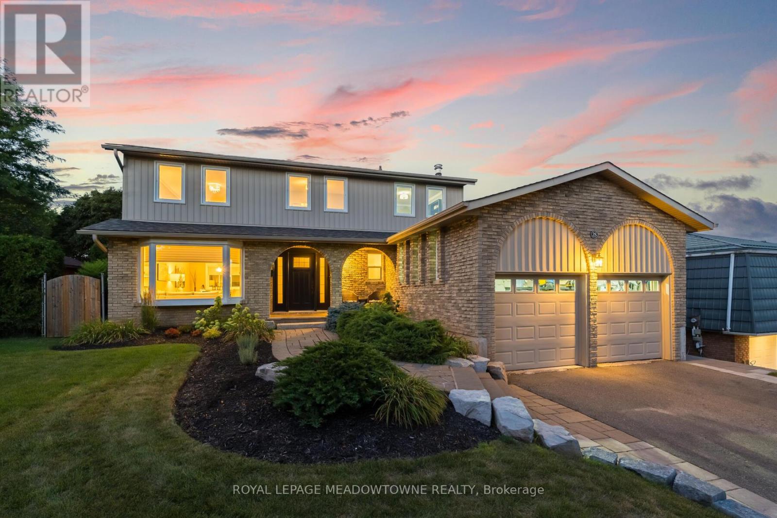 25 HILLSIDE DRIVE, Halton Hills, Ontario