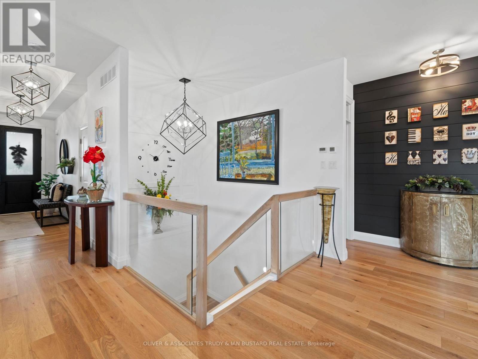 1 Creek Side Place, Lambton Shores, Ontario  N0M 1T0 - Photo 26 - X12196158