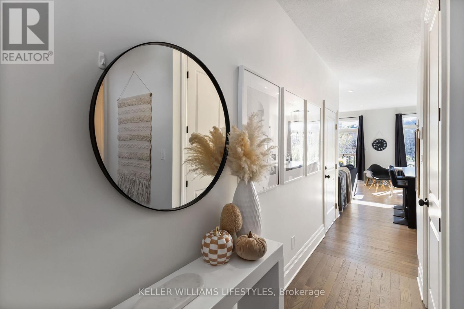 Photo 10 of 47 for 20 - 555 Sunningdale Road E