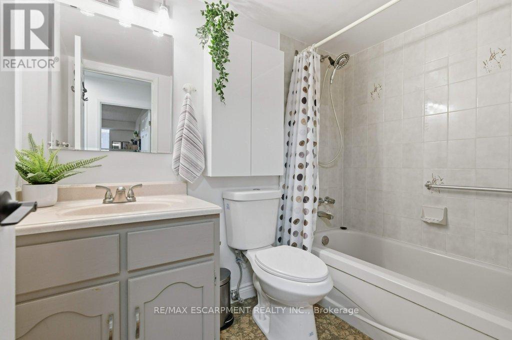 701 - 432 Main Street, Hamilton, Ontario  L8N 1J9 - Photo 18 - X12502186